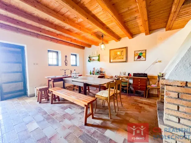 Prodej vinného sklepa, Znojmo, 150 m2