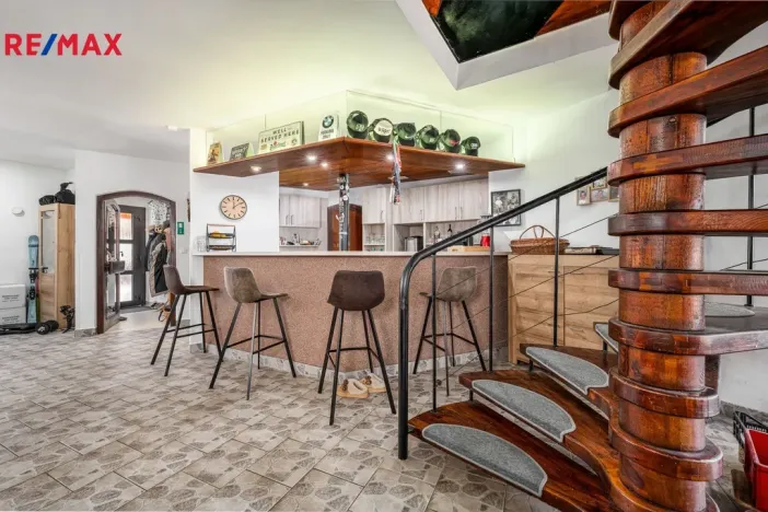 Prodej ubytování, Volary, K. V. Raise, 392 m2