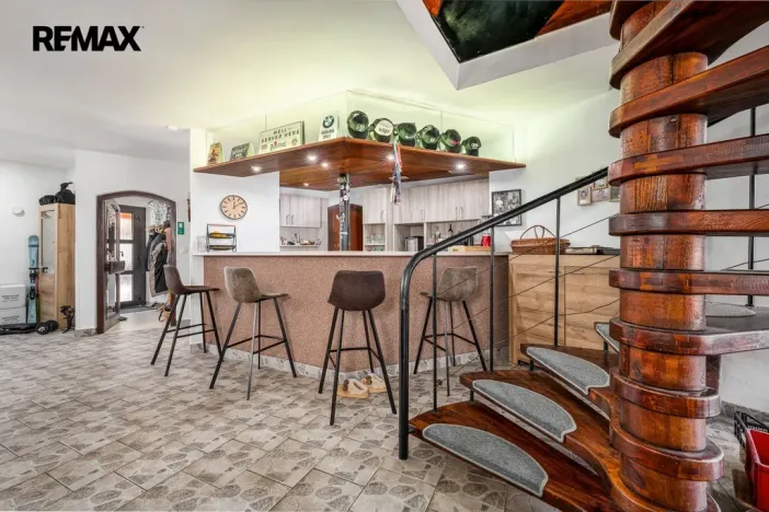Prodej ubytování, Volary, K. V. Raise, 392 m2