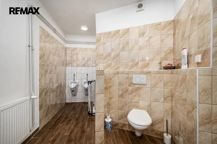 Prodej ubytování, Volary, K. V. Raise, 392 m2