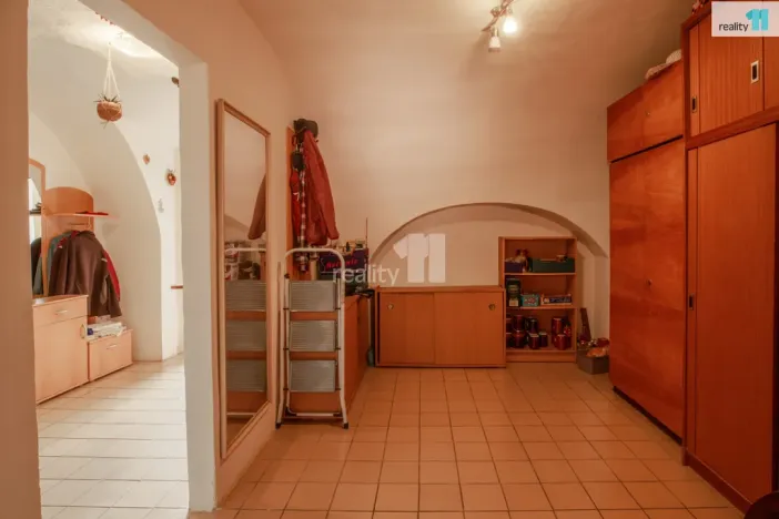 Prodej rodinného domu, Žebrák, Pražská, 220 m2