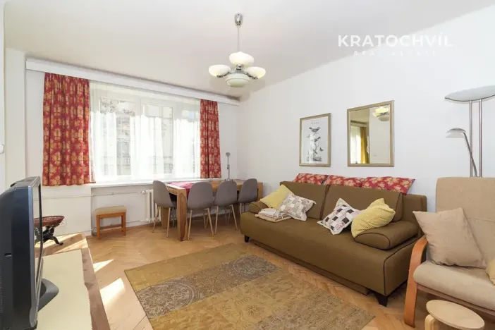 Pronájem bytu 2+1, Praha - Vinohrady, Vinohradská, 52 m2