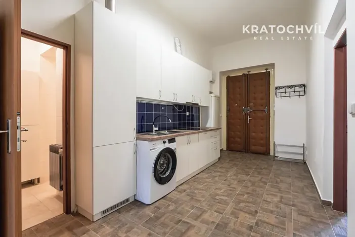 Prodej bytu 3+kk, Praha - Karlín, U nádražní lávky, 101 m2