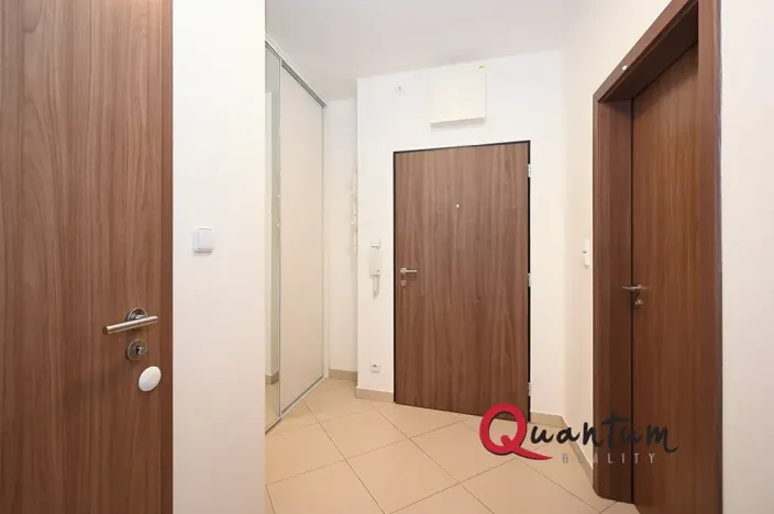 Pronájem bytu 2+kk, Praha - Vysočany, Pod Harfou, 57 m2