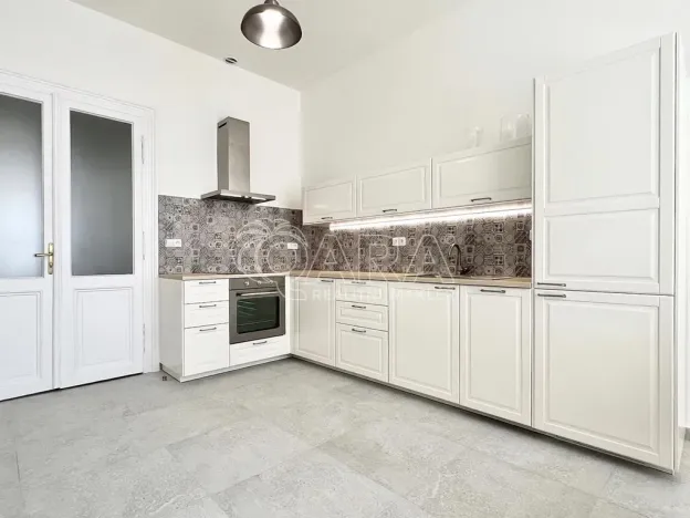 Pronájem bytu 2+1, Praha - Vinohrady, Římská, 85 m2