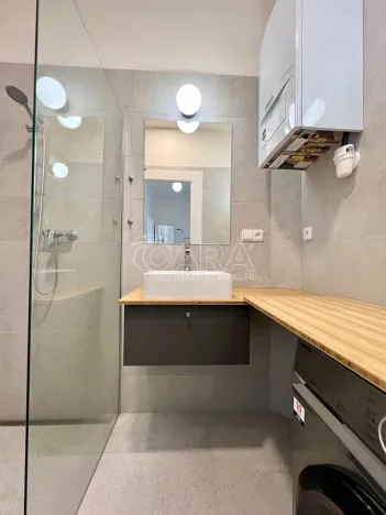 Pronájem bytu 2+1, Praha - Vinohrady, Římská, 85 m2