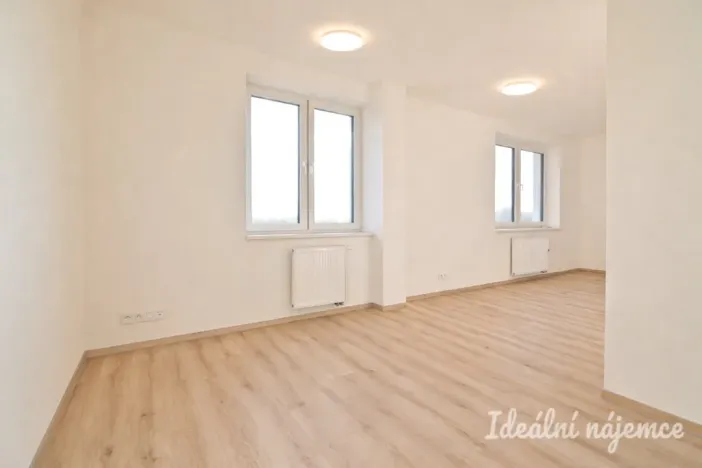 Pronájem bytu 2+kk, Brno, Jižní, 35 m2