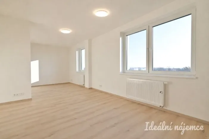 Pronájem bytu 2+kk, Brno, Jižní, 35 m2