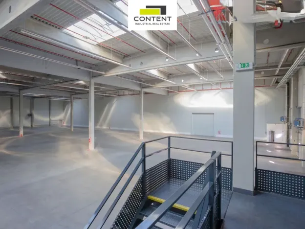 Pronájem skladu, Plzeň - Skvrňany, Ke Karlovu, 7632 m2