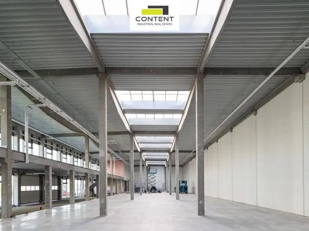 Pronájem obchodního prostoru, Plzeň - Skvrňany, Podnikatelská, 935 m2