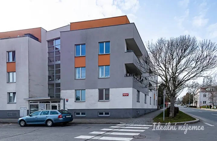 Pronájem bytu 1+kk, Praha, Hořínecká, 39 m2