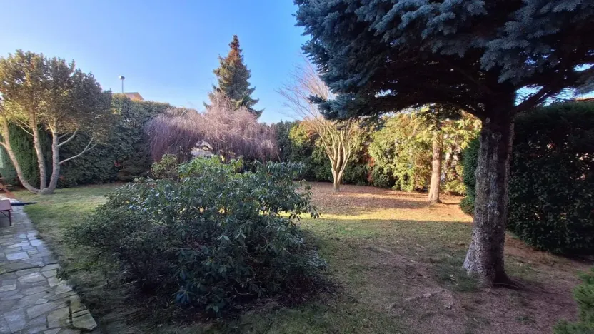 Pronájem bytu 2+1, Praha - Suchdol, Špačkova, 95 m2