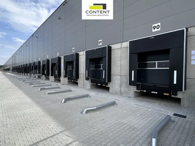 Pronájem výrobních prostor, Pardubice - Rosice, Salavcova, 4000 m2