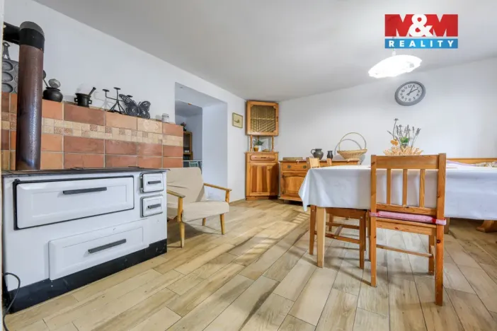 Prodej rodinného domu, Měčín - Petrovice, 138 m2