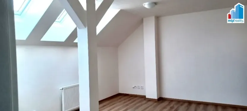 Pronájem bytu 1+kk, Plzeň - Jižní Předměstí, Tovární, 35 m2