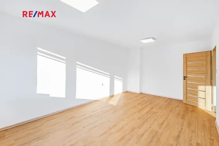 Pronájem bytu 1+1, Jindřichův Hradec, 39 m2