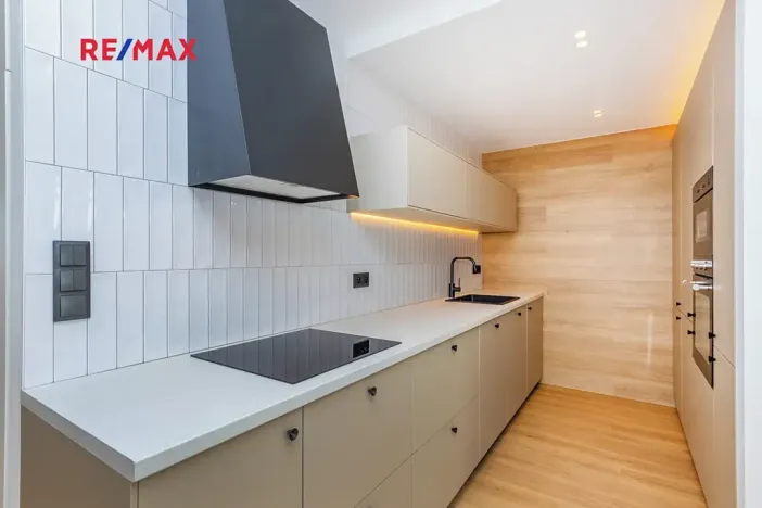 Prodej bytu 4+kk, Praha - Stodůlky, Neustupného, 73 m2