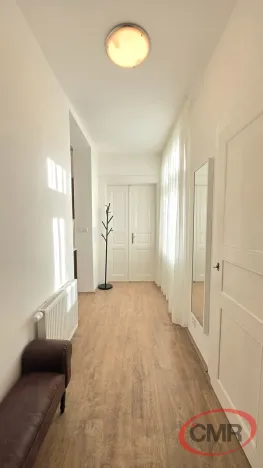 Pronájem bytu 3+1, Praha, Bělehradská, 75 m2