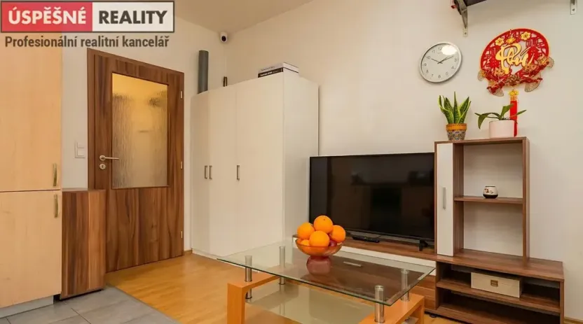 Prodej bytu 2+kk, Praha - Písnice, Švihovská, 49 m2