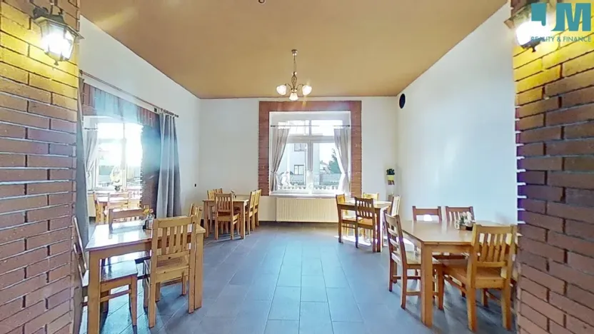 Pronájem restaurace, Polná, Tyršova, 166 m2
