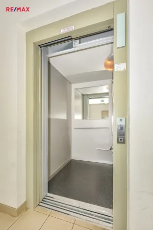 Pronájem bytu 2+kk, Plzeň, Rybářská, 70 m2