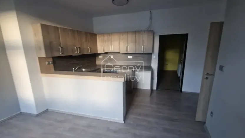 Pronájem obchodního prostoru, Hronov, Hostovského, 180 m2