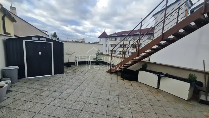 Prodej činžovního domu, Chrudim, Soukenická, 350 m2