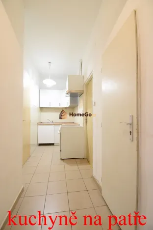 Pronájem bytu 1+kk, Praha - Vršovice, Sevastopolská, 19 m2