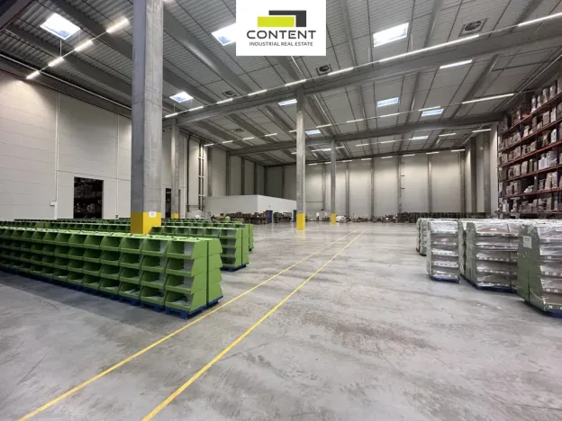 Pronájem výrobních prostor, Hradec Králové - Plotiště nad Labem, Náchodská, 3000 m2