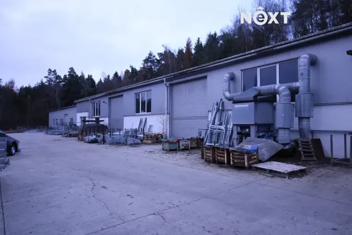Pronájem skladu, Kralovice, 670 m2