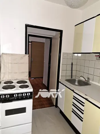 Pronájem bytu 3+1, Pardubice, Stavařov, 83 m2