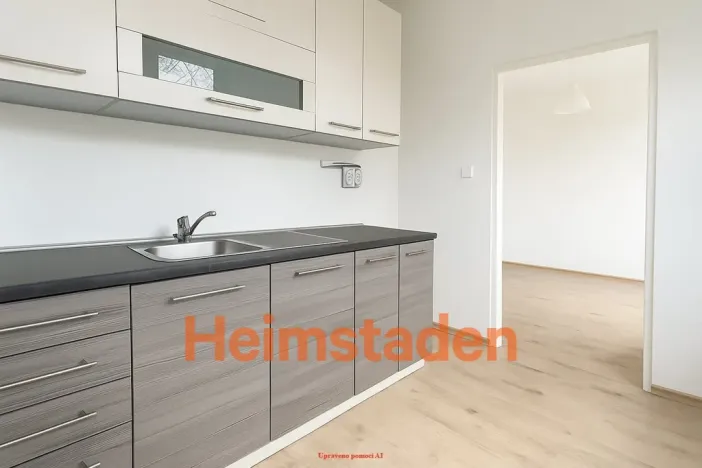 Pronájem bytu 2+1, Havířov - Město, Dlouhá třída, 54 m2
