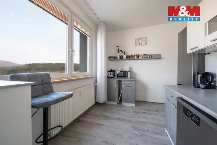 Prodej bytu 3+1, Cvikov - Cvikov II, Sídliště, 76 m2