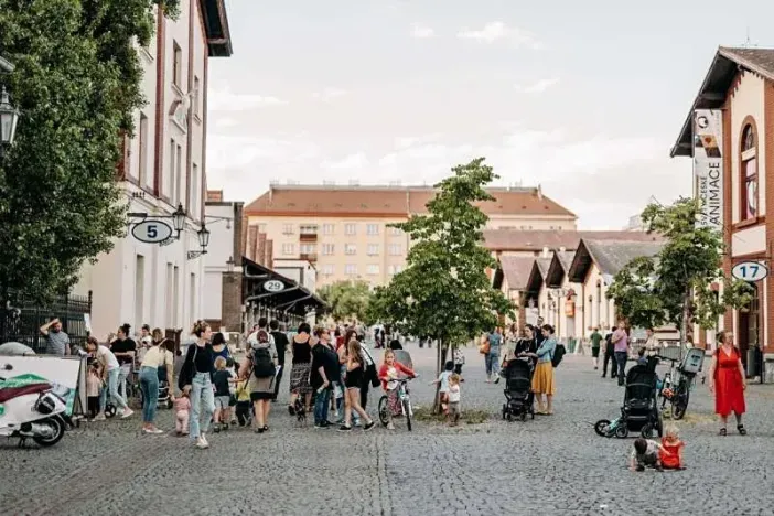 Pronájem bytu 2+1, Praha - Holešovice, U Uranie, 55 m2