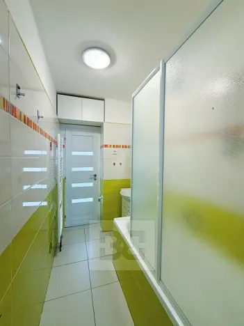 Pronájem bytu 3+1, Praha - Michle, 77 m2