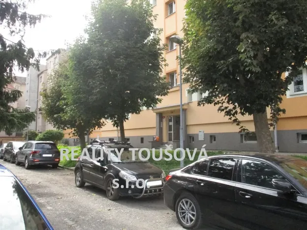 Prodej bytu 2+1, Plzeň - Jižní Předměstí, Lukavická, 64 m2