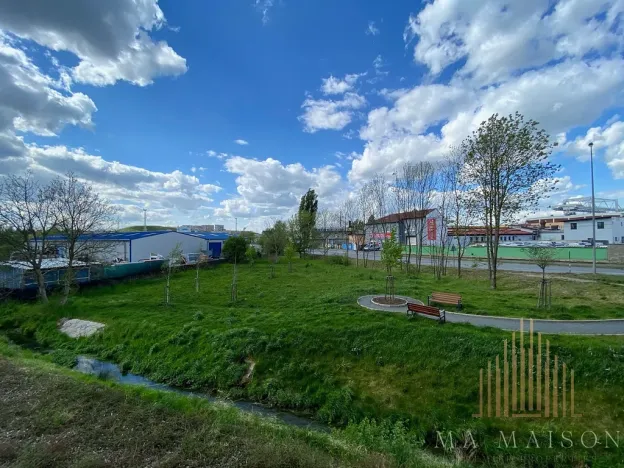 Prodej bytu 1+kk, Praha - Uhříněves, Františka Diviše, 35 m2