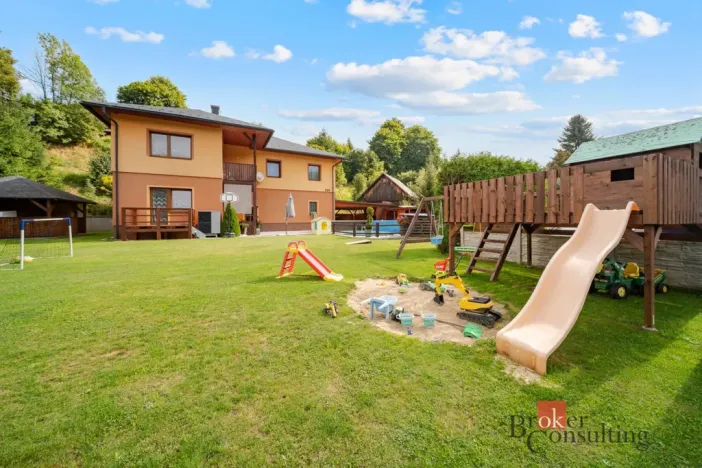 Prodej rodinného domu, Trutnov - Starý Rokytník, 216 m2