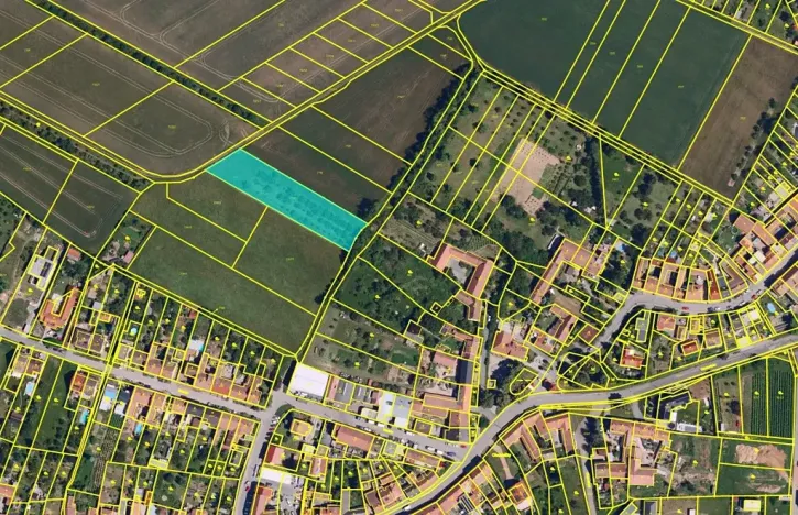 Prodej podílu pole, Ořechov, 36617 m2