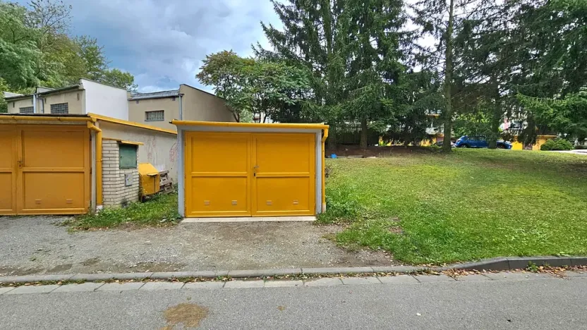 Pronájem garáže, Letovice, 18 m2