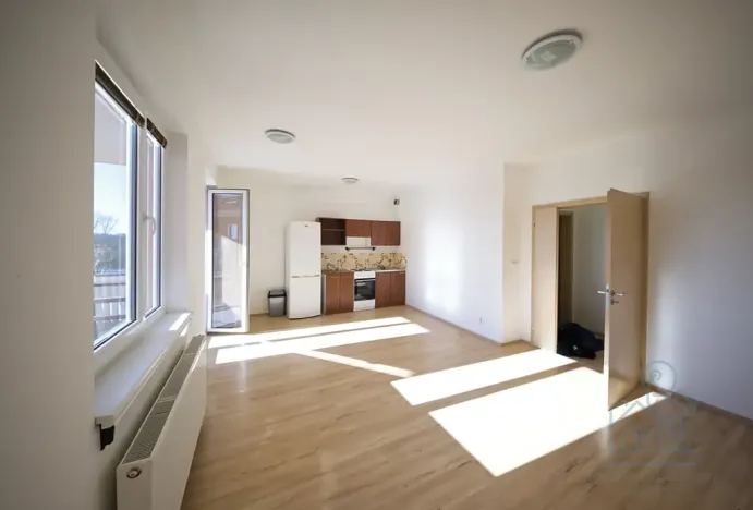 Pronájem bytu 1+kk, Praha - Kamýk, U Kamýku, 32 m2