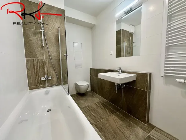 Prodej bytu 2+kk, Praha, Thomasova, 46 m2