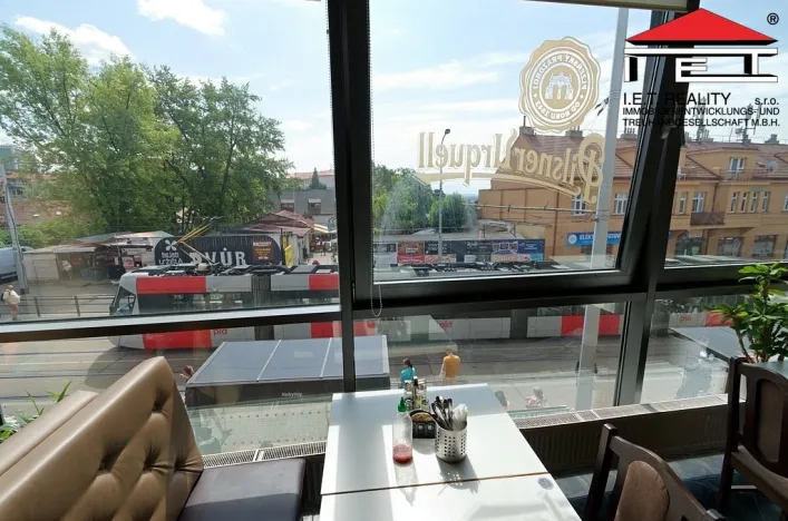 Pronájem obchodního prostoru, Praha - Kobylisy, Klapkova, 467 m2