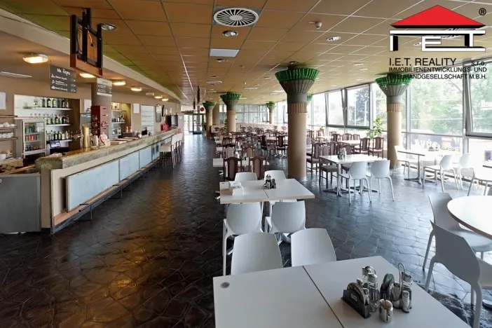 Pronájem obchodního prostoru, Praha - Kobylisy, Klapkova, 467 m2