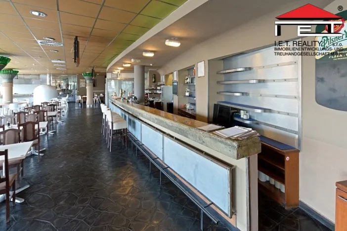 Pronájem restaurace, Praha - Kobylisy, Klapkova, 467 m2