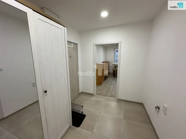 Pronájem bytu 2+kk, Česká Lípa, U Nemocnice, 42 m2