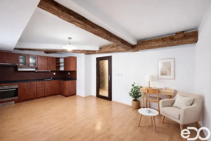 Prodej bytu 2+kk, Chrudim, Resselovo náměstí, 40 m2