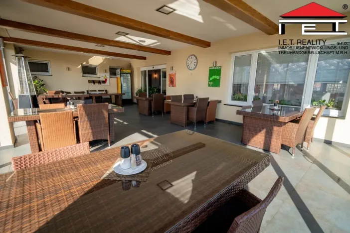 Prodej restaurace, Frýdek-Místek, Olbrachtova, 1004 m2