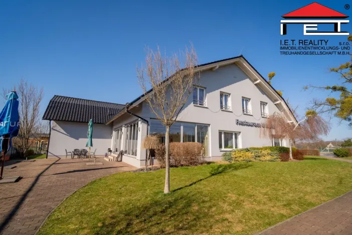 Prodej restaurace, Frýdek-Místek, Olbrachtova, 1004 m2
