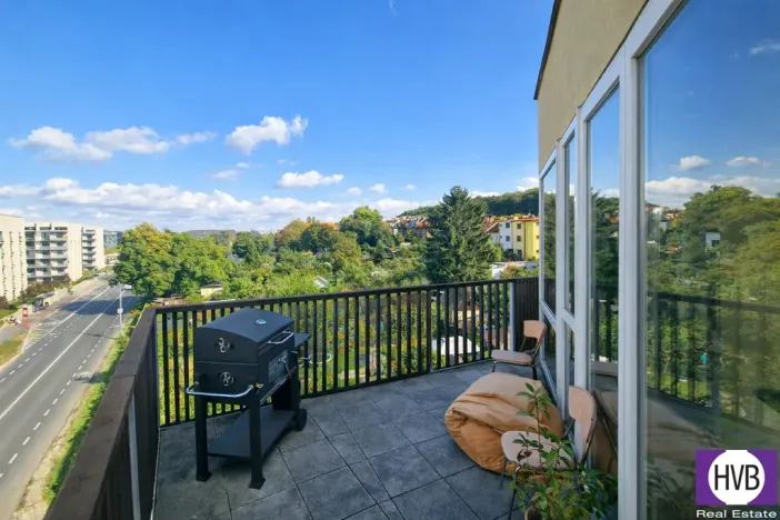 Prodej bytu 2+kk, Praha, Novovysočanská, 78 m2